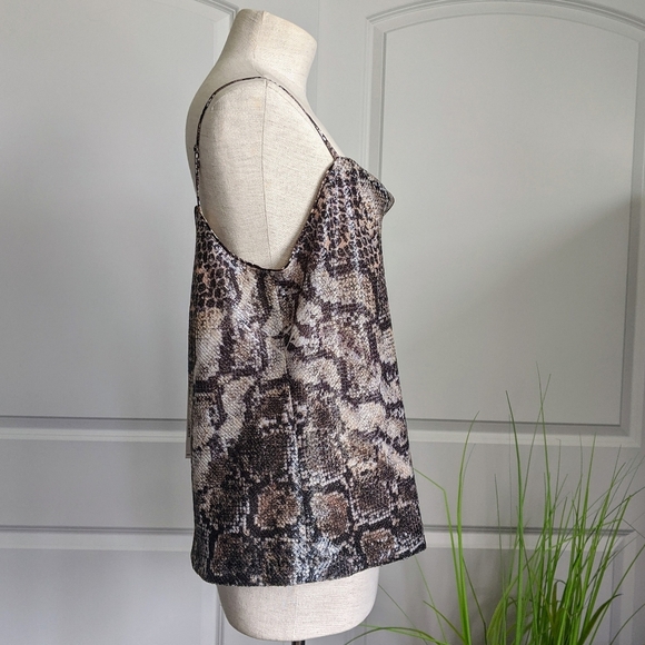 Elie Tahari Blouse Sleeveless Sequin Snake Print Draped Neck Truffle Black L NWT - Picture 4 of 16